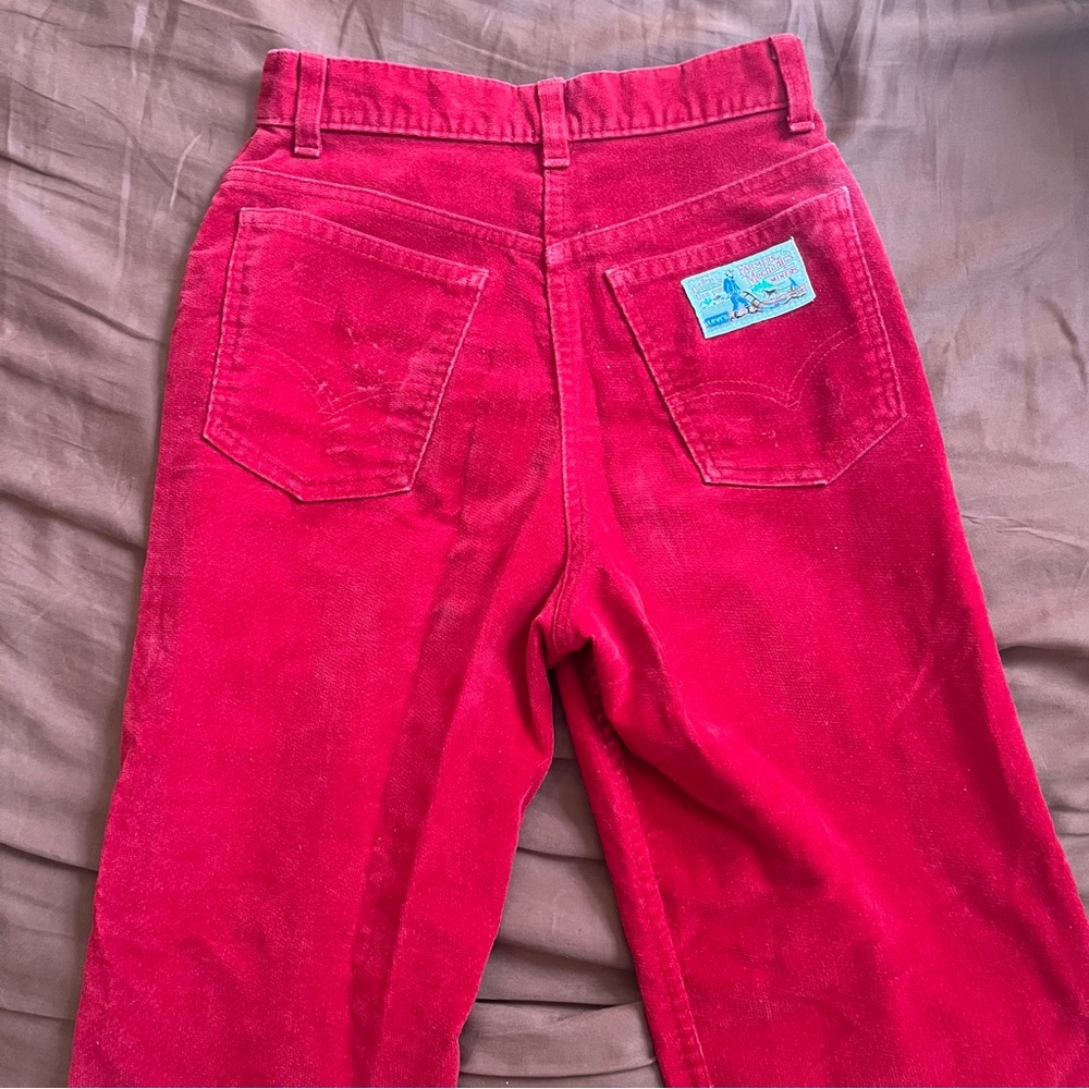 Levi’s High-Waisted Vintage Pants